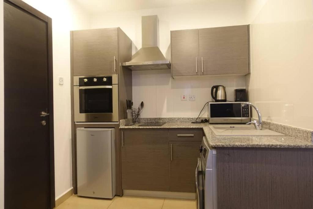 The Gallery Luxury Suites Cpg إيست ليغون المظهر الخارجي الصورة