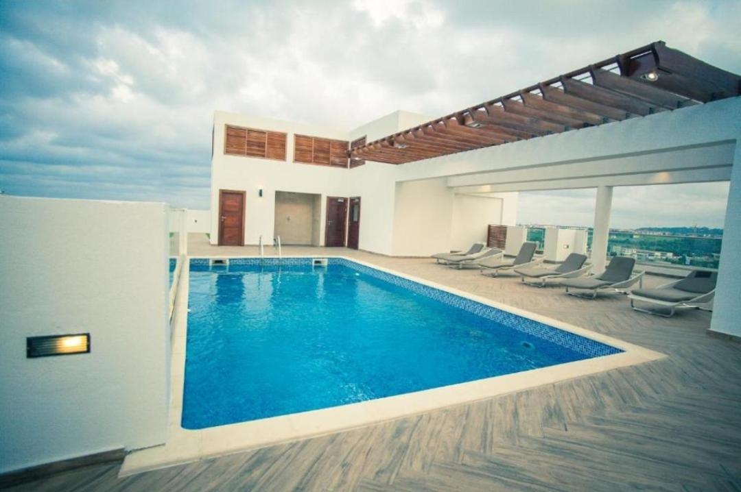 The Gallery Luxury Suites Cpg إيست ليغون المظهر الخارجي الصورة