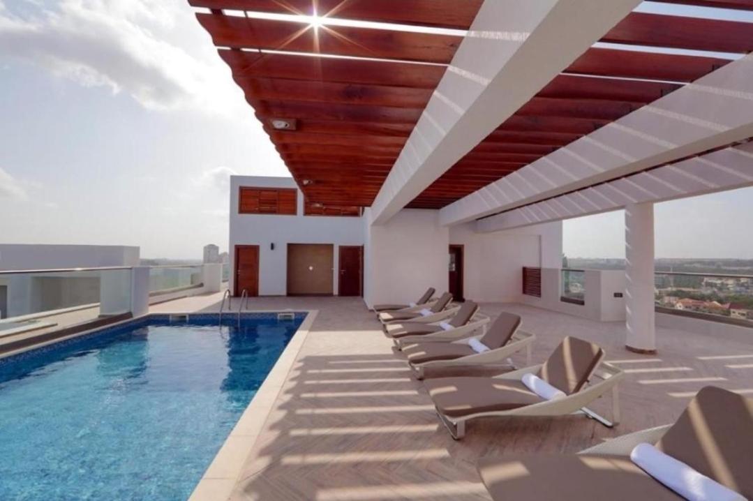 The Gallery Luxury Suites Cpg إيست ليغون المظهر الخارجي الصورة
