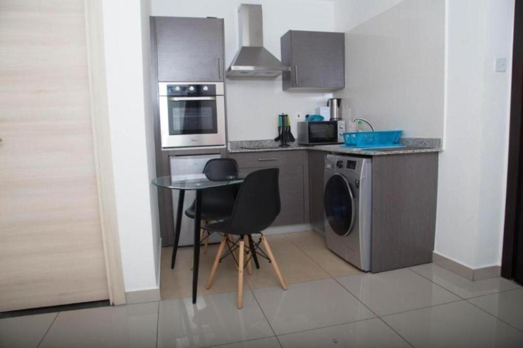The Gallery Luxury Suites Cpg إيست ليغون المظهر الخارجي الصورة